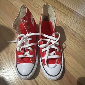 Converse BRAND NEW, NO BOX